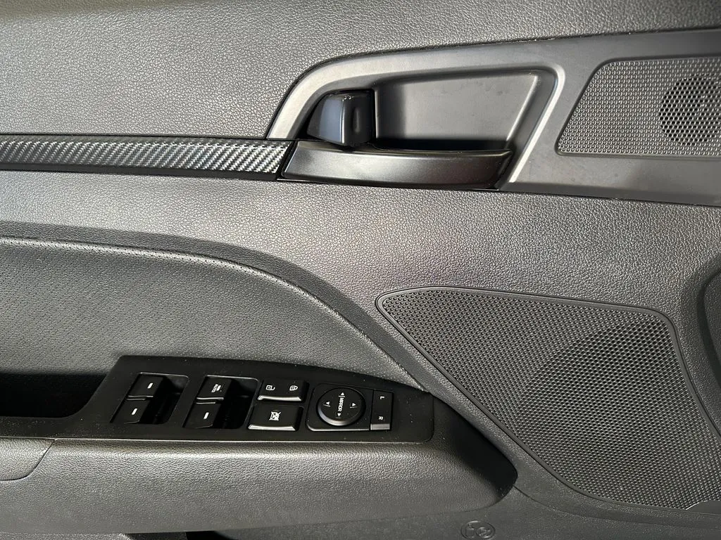 Hyundai Elantra photo 19