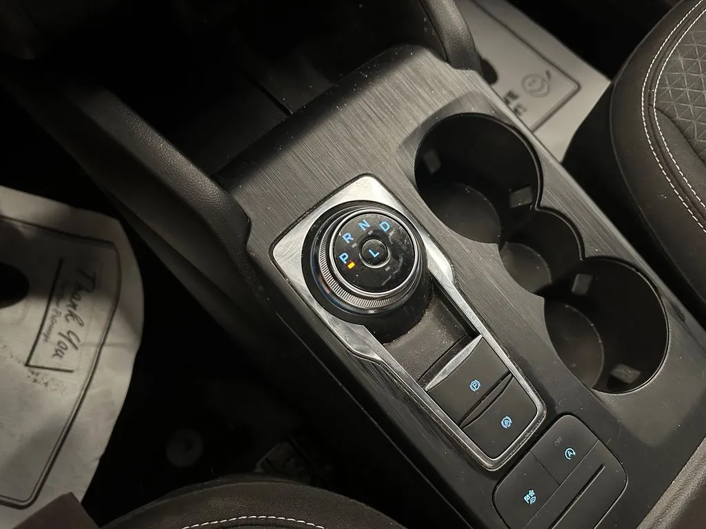Ford Escape photo 16