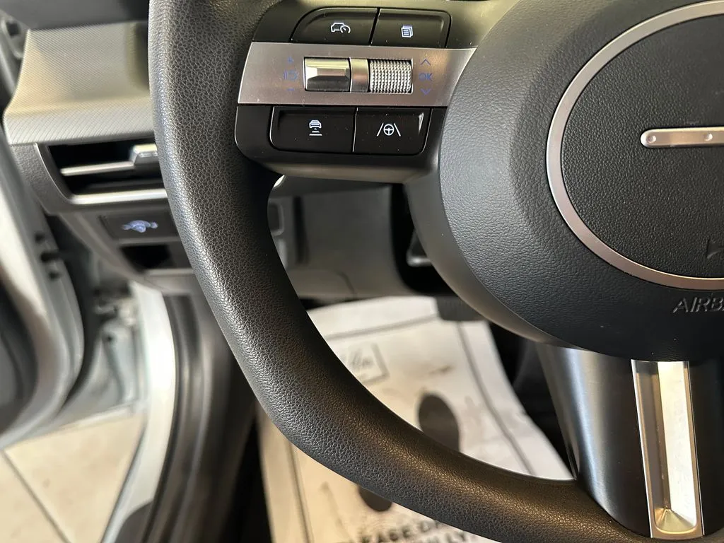 Hyundai Sonata photo 11