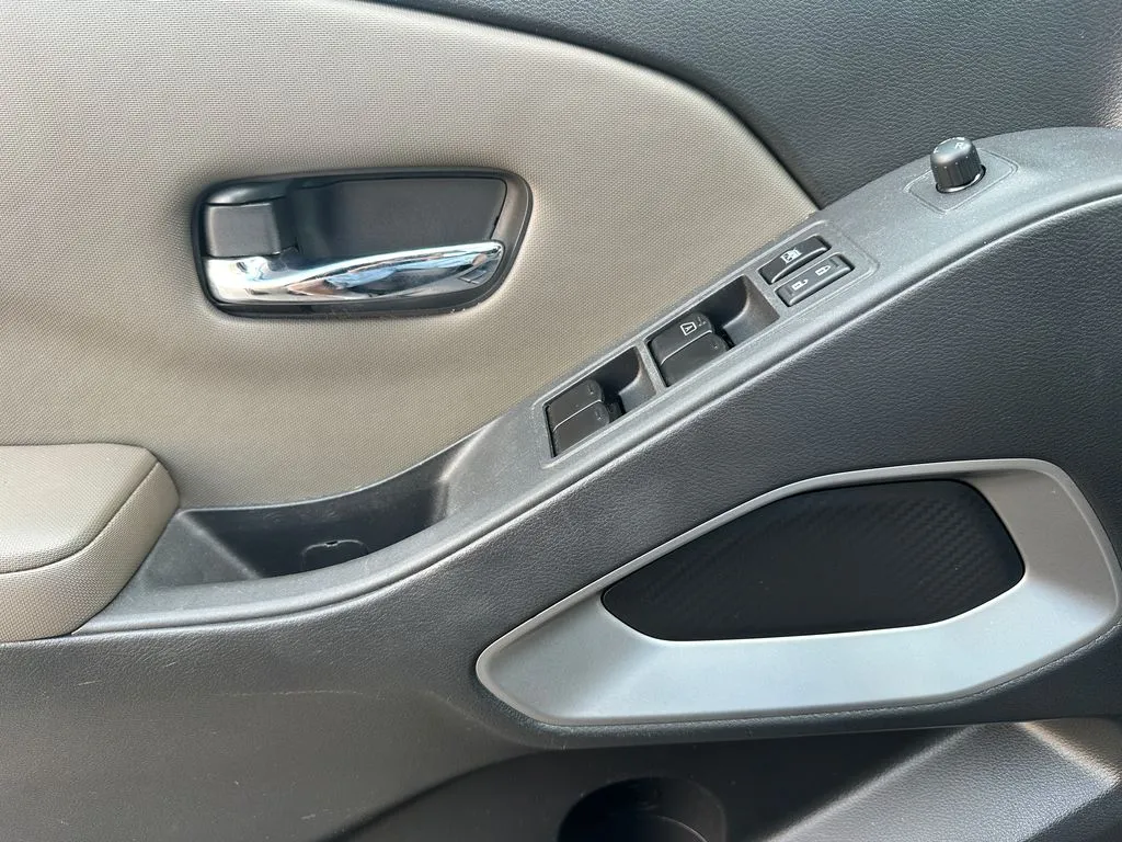 Nissan Frontier photo 18