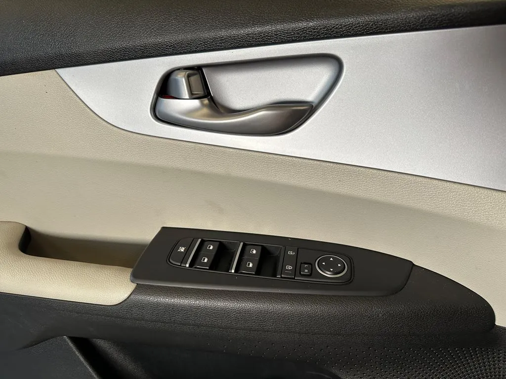 Kia Forte photo 19