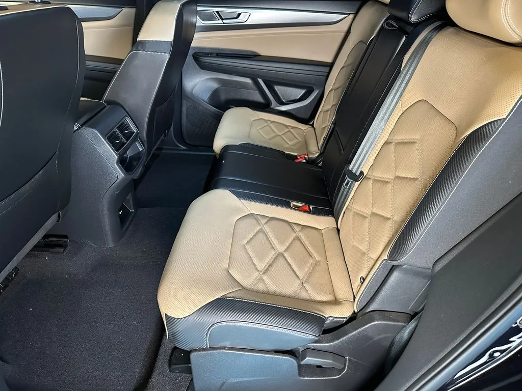 Volkswagen Atlas Cross Sport photo 21