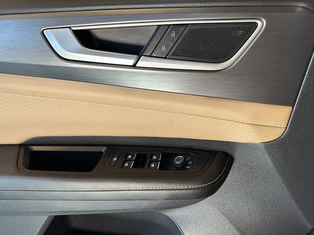 Volkswagen Atlas Cross Sport photo 19