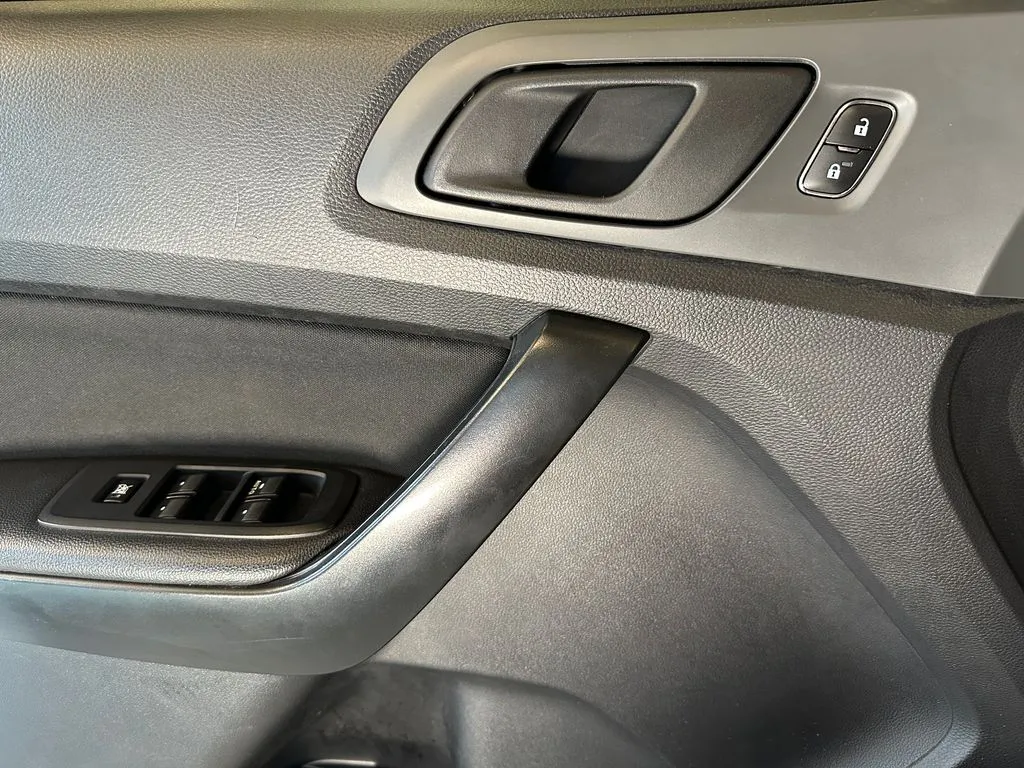 Ford Ranger photo 19