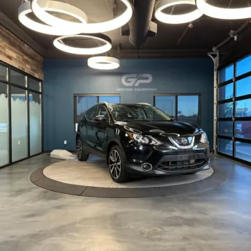 Black 2017 Nissan Rogue Sport SL for sale in Kaysville, UT