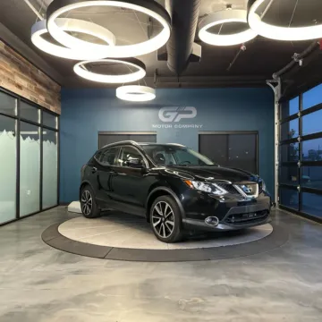 Black 2017 Nissan Rogue Sport SL for sale in Kaysville, UT