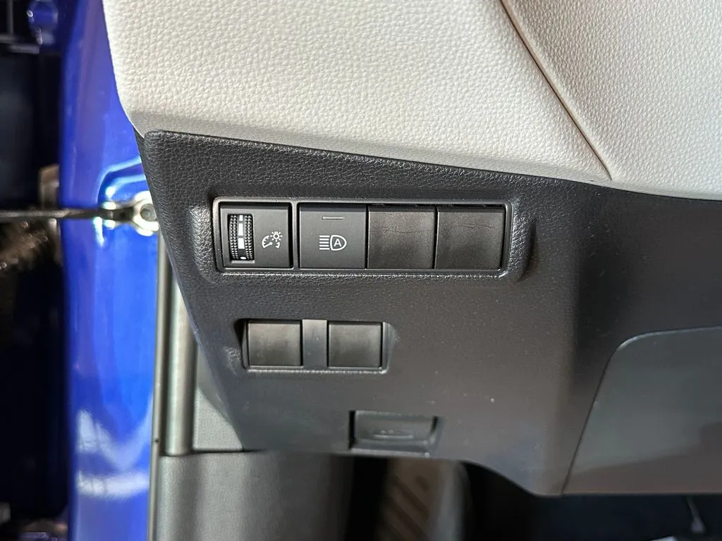 Toyota Corolla Cross photo 18