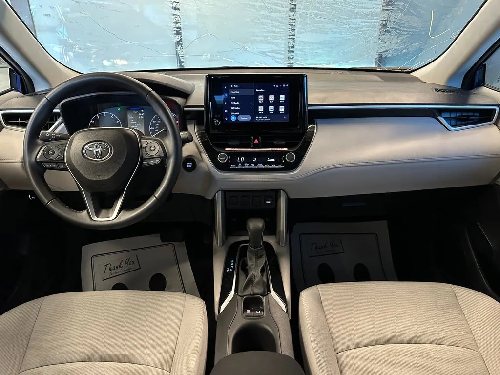 Toyota Corolla Cross photo 9