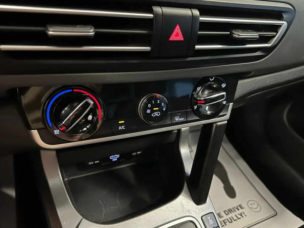 Kia Seltos photo 15
