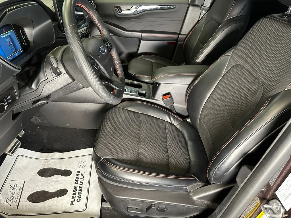 Ford Escape photo 19