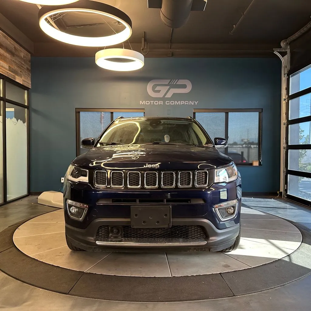 Jeep Compass photo 8