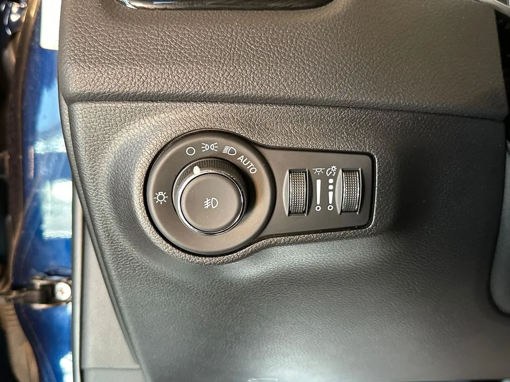 Jeep Compass photo 18
