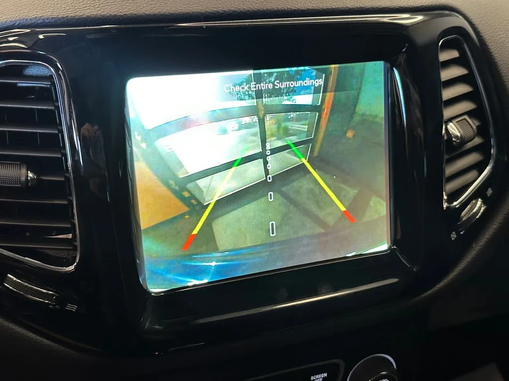 Jeep Compass photo 14