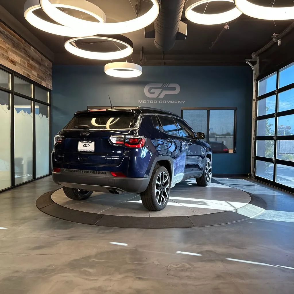 Jeep Compass photo 3