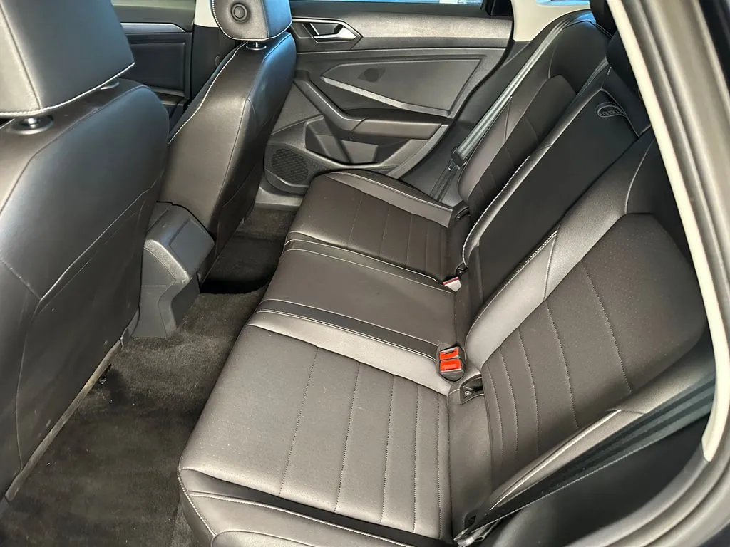Volkswagen Jetta photo 21