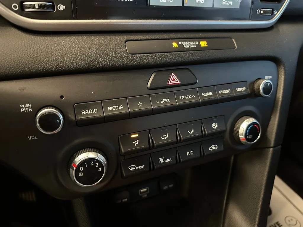 Kia Sportage photo 15