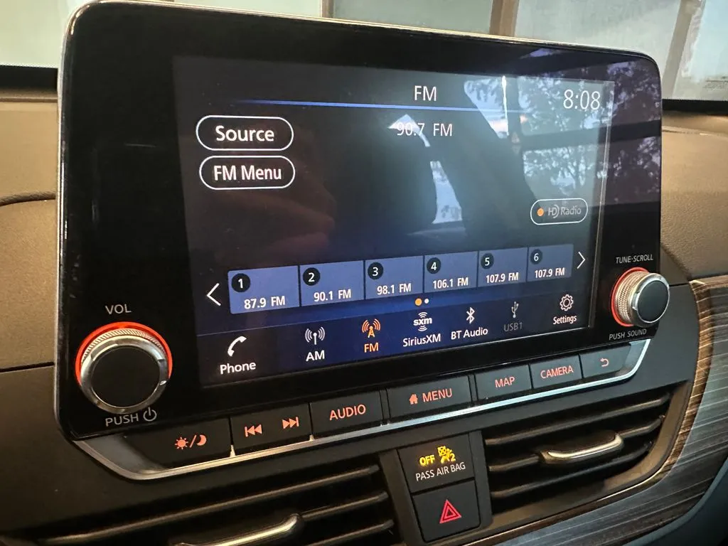 Nissan Altima photo 12