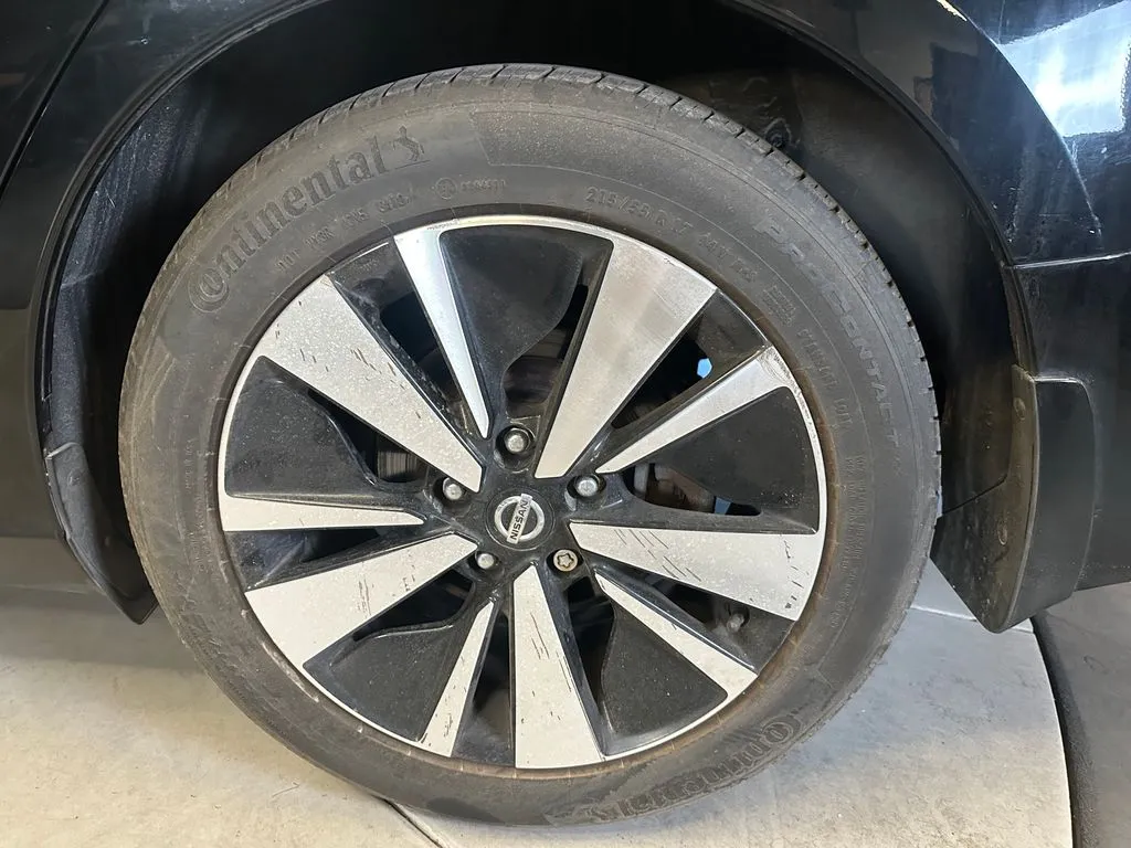 Nissan Altima photo 25