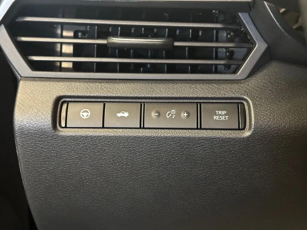 Nissan Altima photo 17