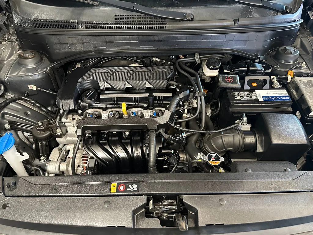 Hyundai Venue photo 24