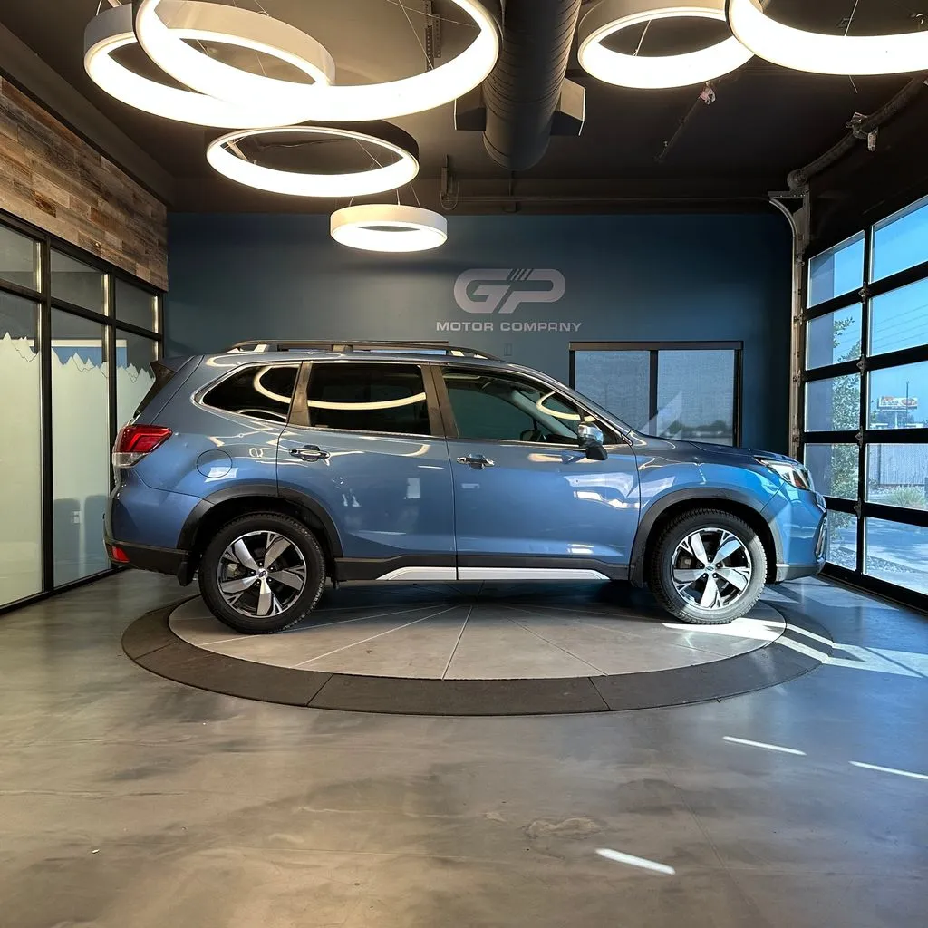 Subaru Forester photo 2