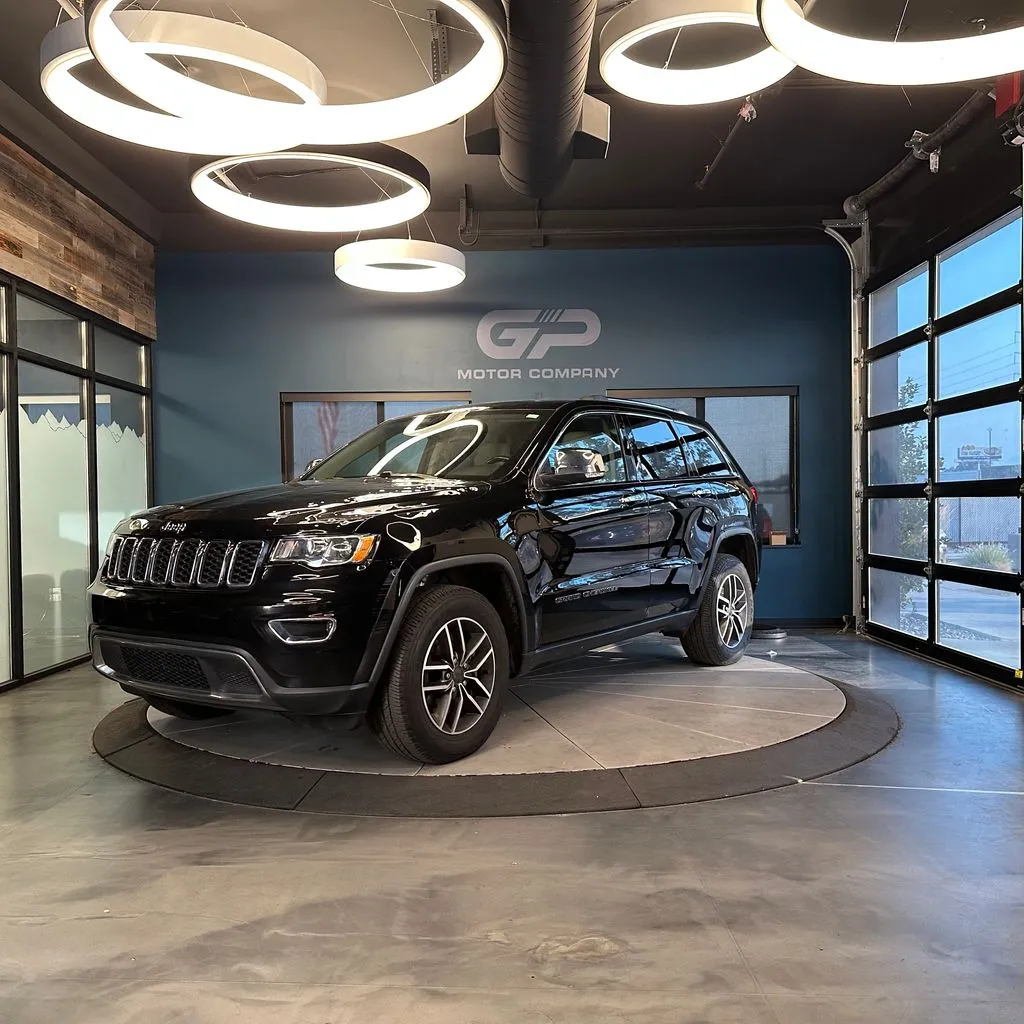 Jeep Grand Cherokee photo 7