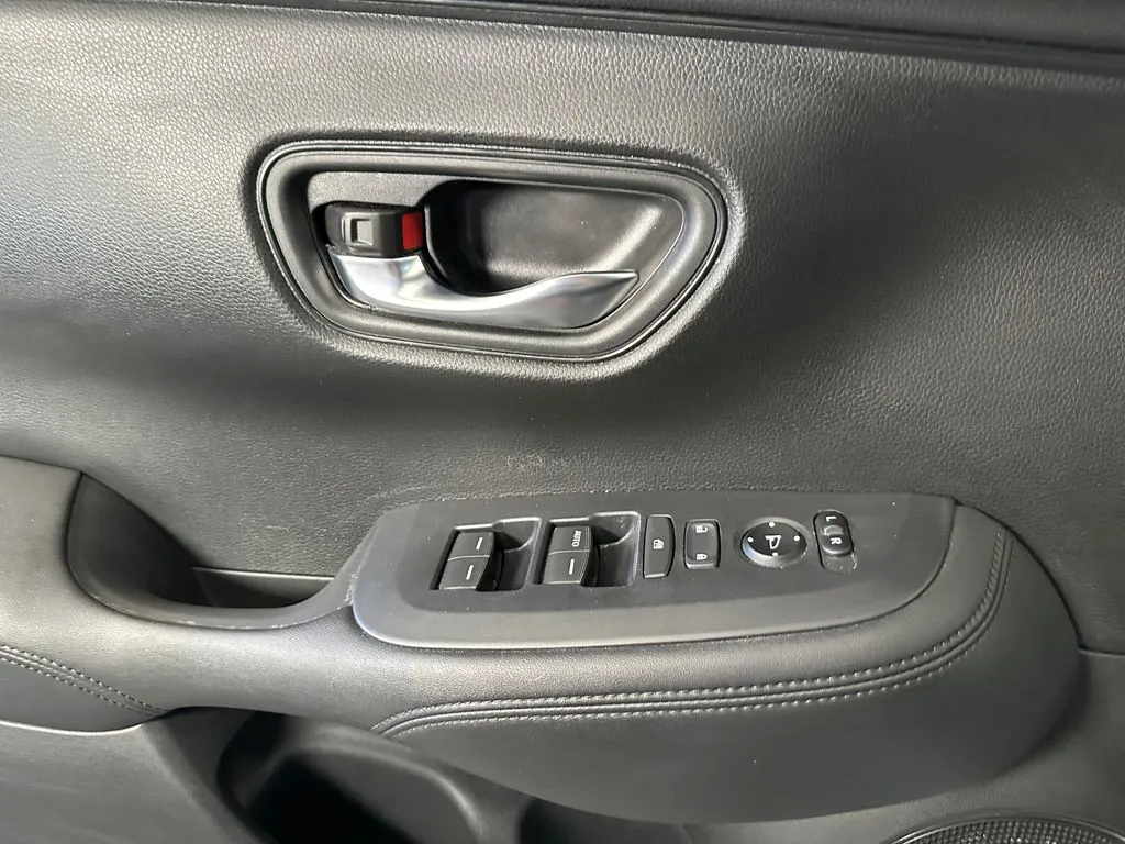 Honda HR-V photo 18