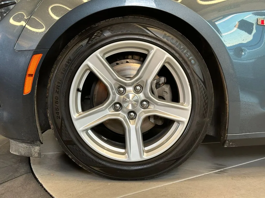 Chevrolet Camaro photo 23