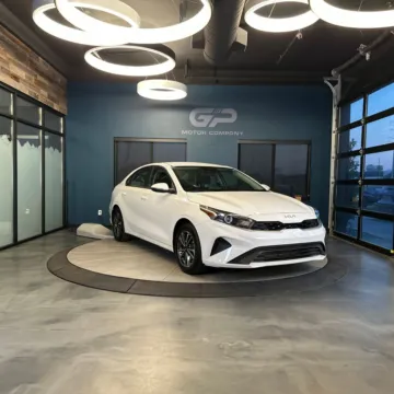White 2024 Kia Forte LXS for sale in Kaysville, UT