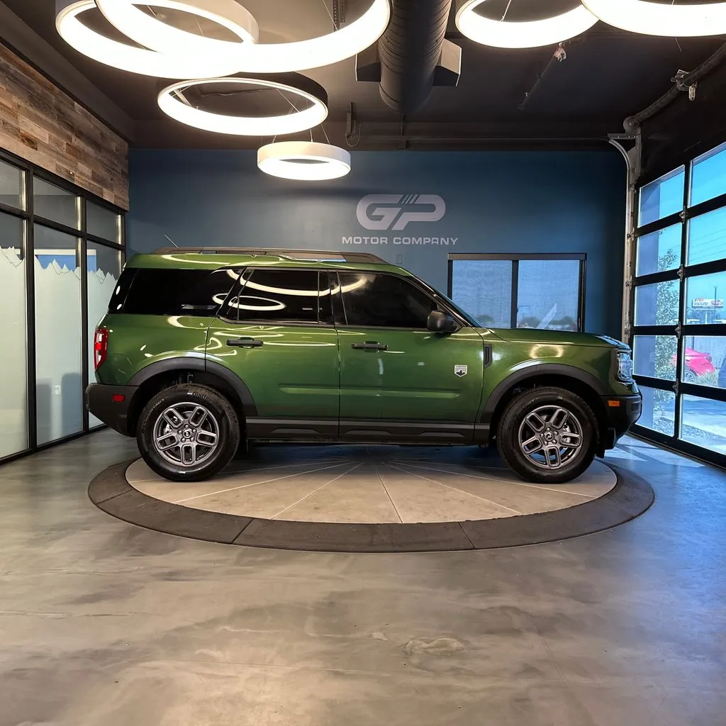 Ford Bronco Sport photo 2