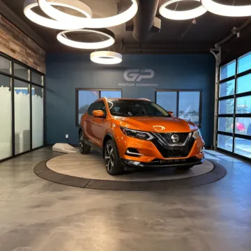 Orange 2021 Nissan Rogue Sport SL for sale in Kaysville, UT