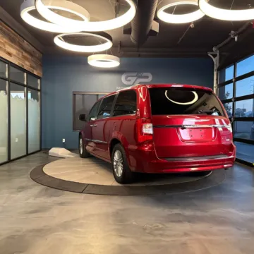 More photos of 2015 Chrysler Town & Country Touring-L at GP Motor Company, UT