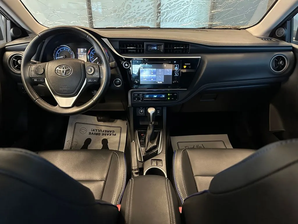 Toyota Corolla photo 9