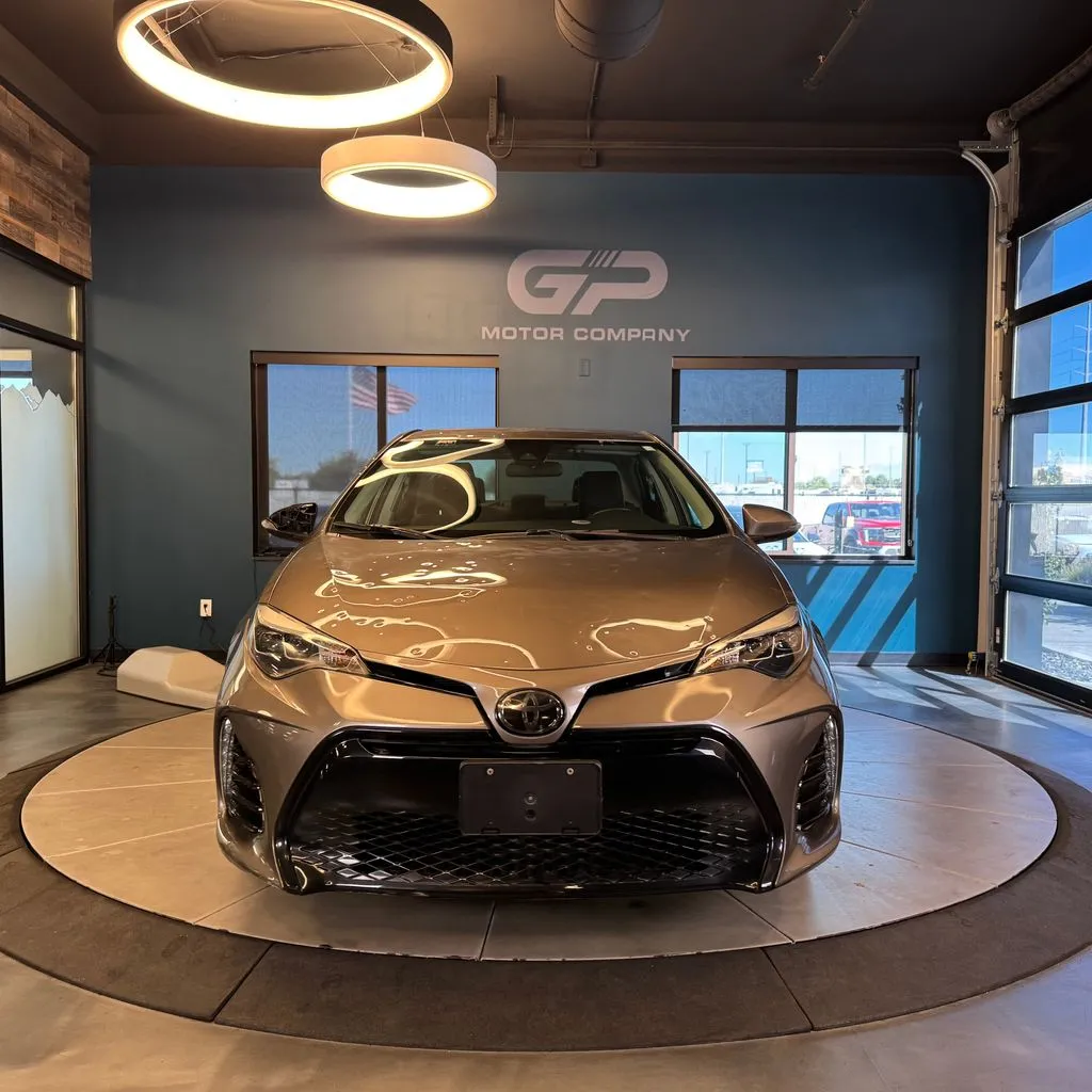 Toyota Corolla photo 8
