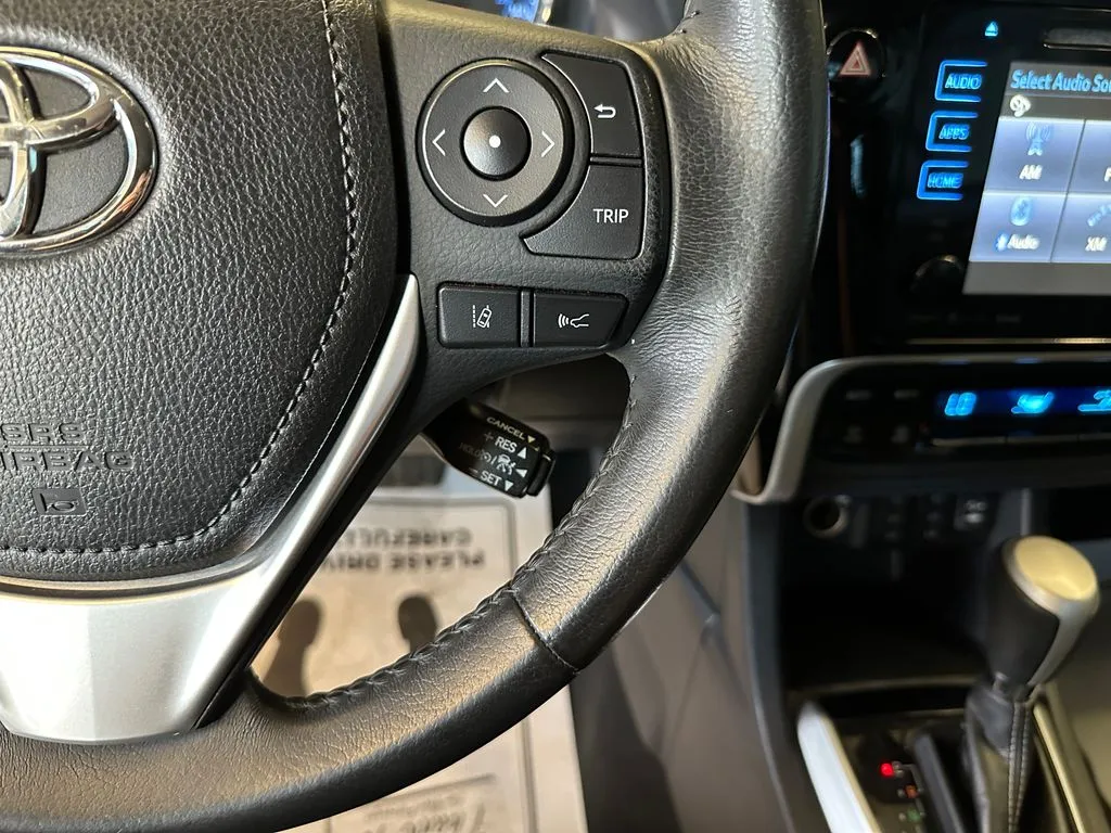 Toyota Corolla photo 12