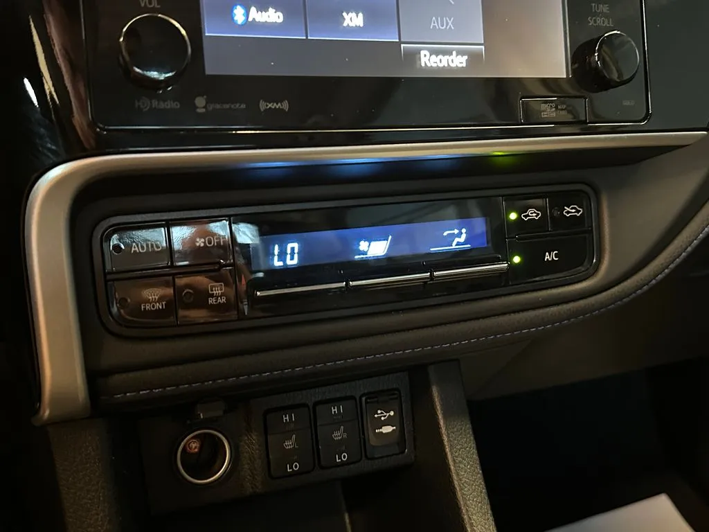 Toyota Corolla photo 15