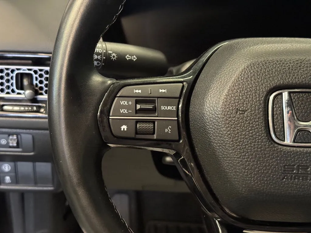 Honda Civic photo 10