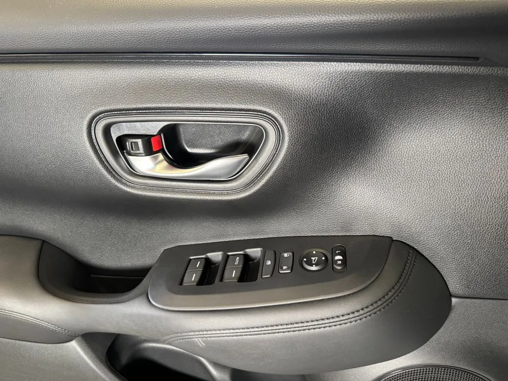 Honda HR-V photo 19