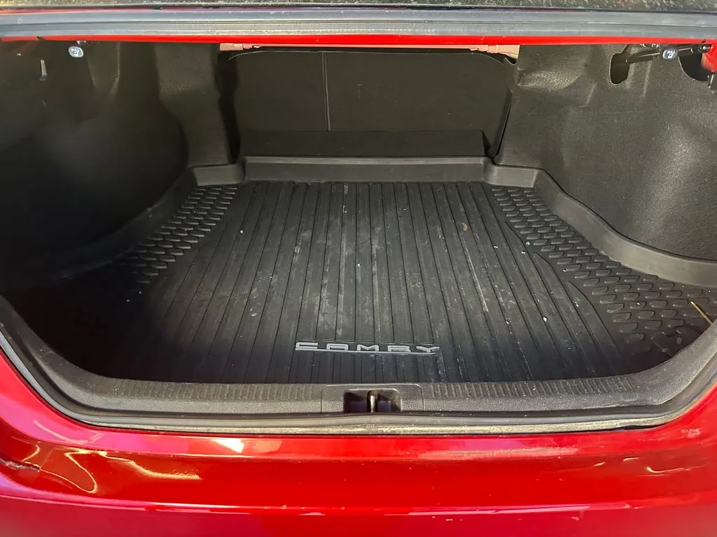 Toyota Camry photo 22