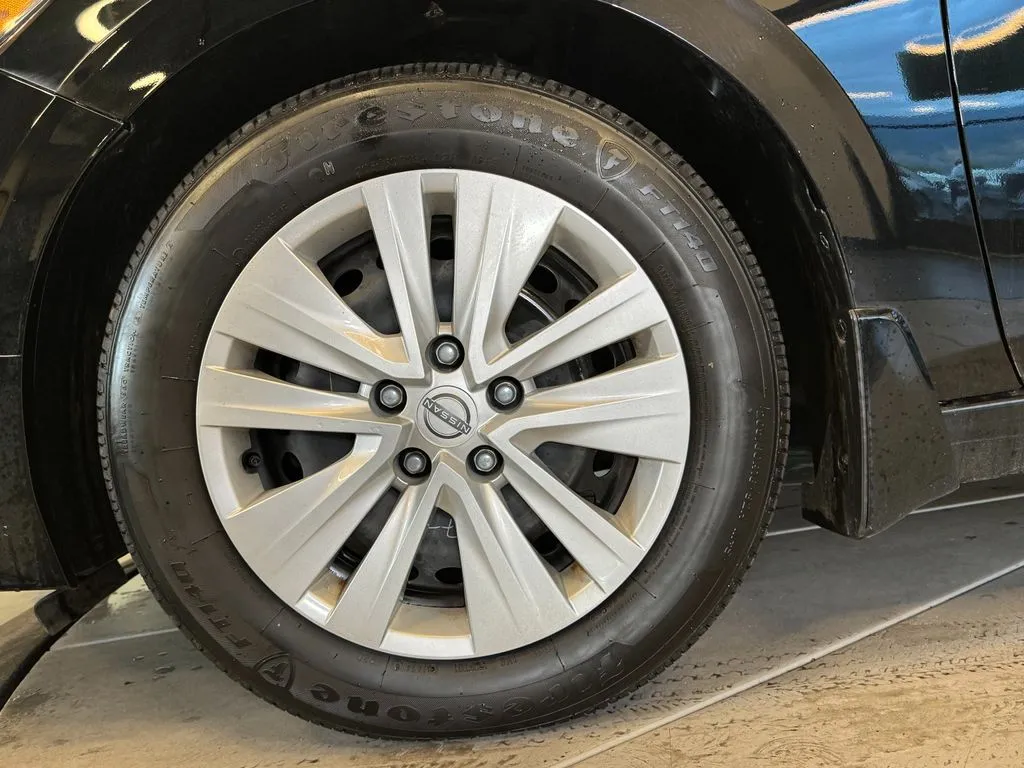 Nissan Sentra photo 25
