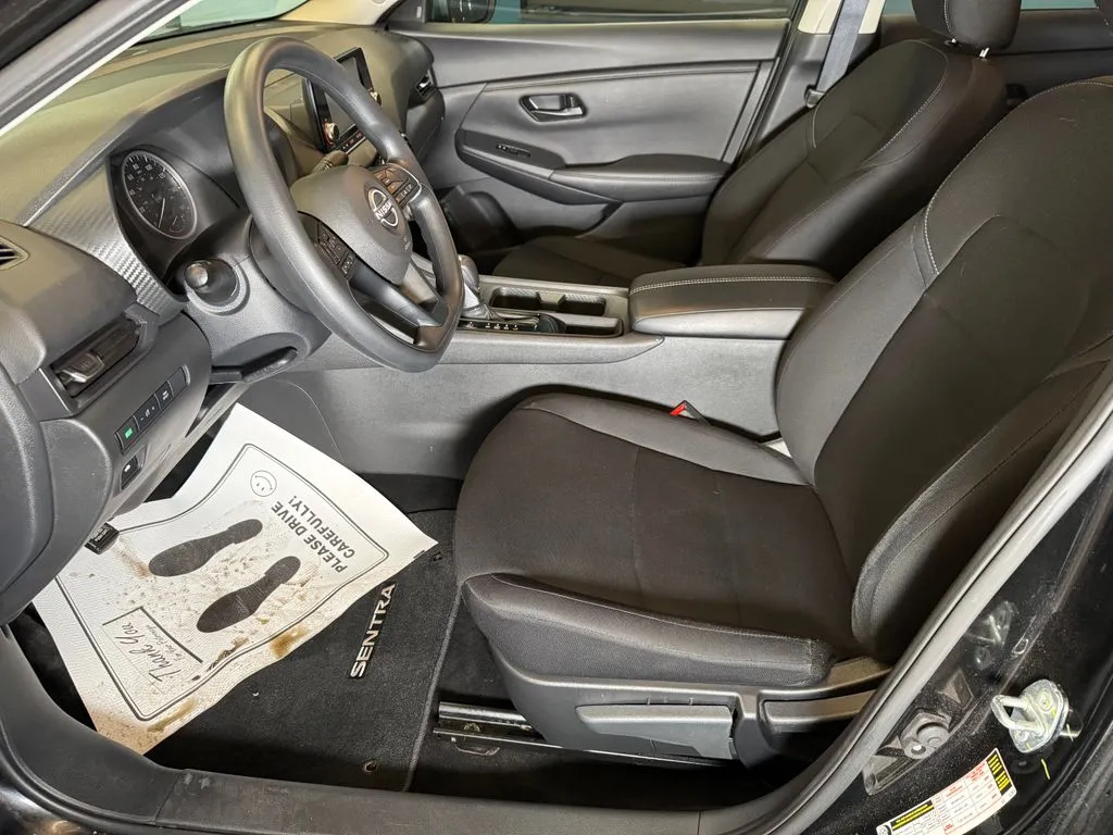 Nissan Sentra photo 20