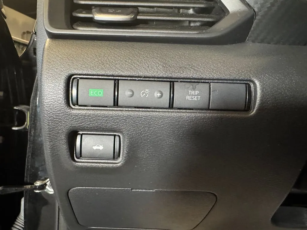Nissan Sentra photo 18