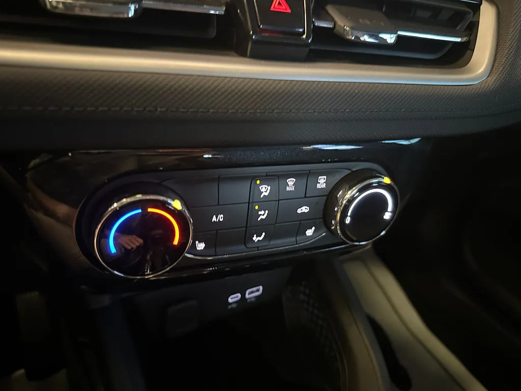 Chevrolet Trailblazer photo 15
