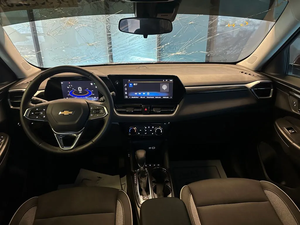 Chevrolet Trailblazer photo 9