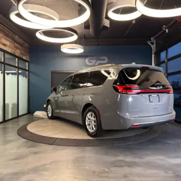 More photos of 2022 Chrysler Pacifica Touring L at GP Motor Company, UT