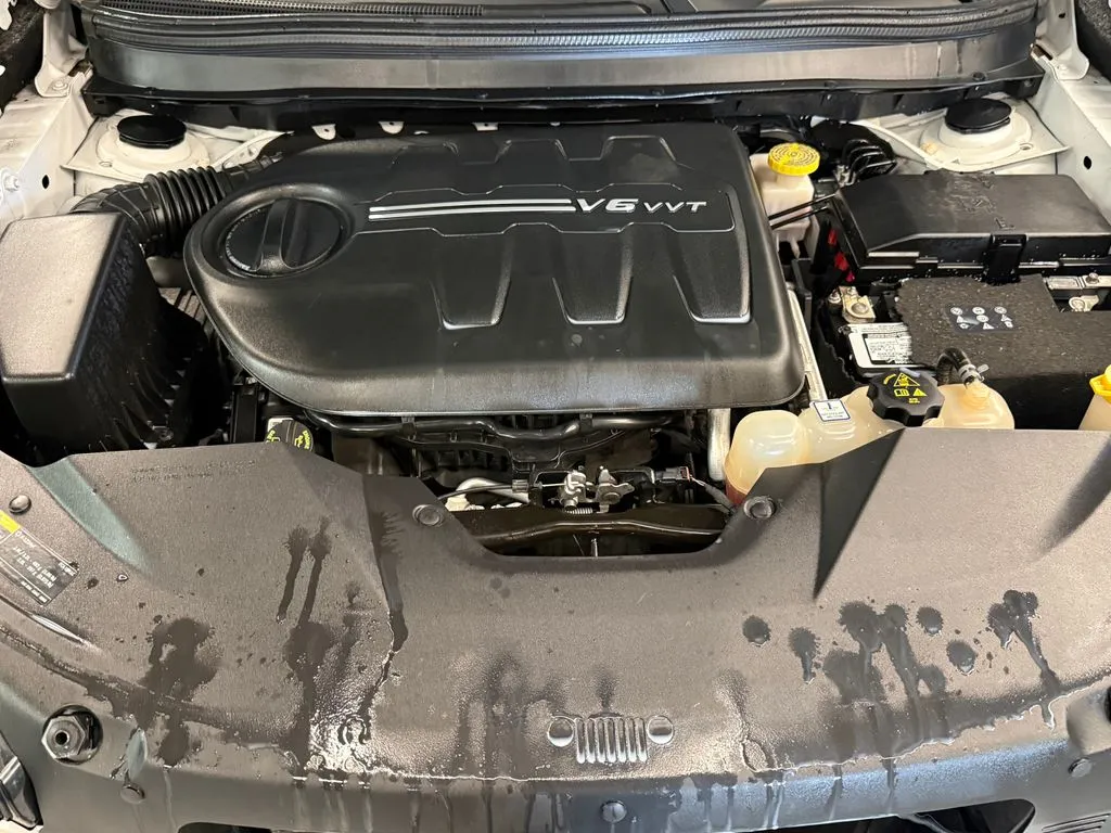 Jeep Cherokee photo 25