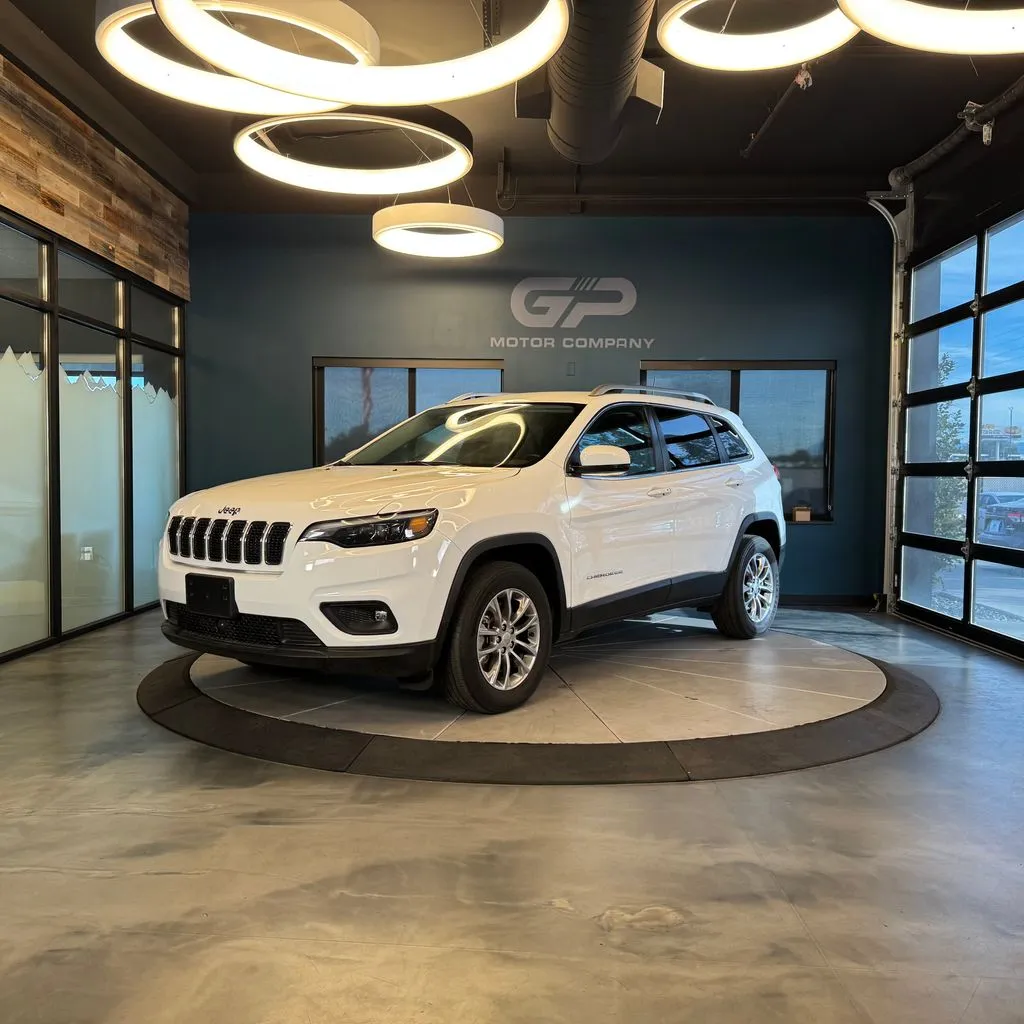 Jeep Cherokee photo 7