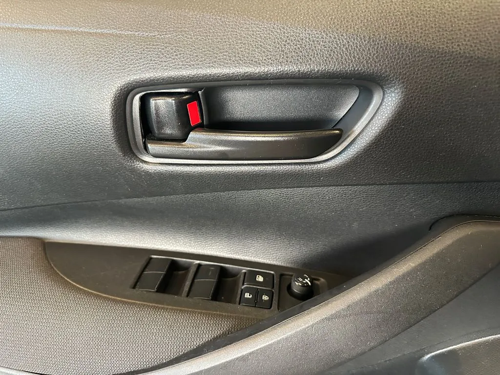 Toyota Corolla photo 18