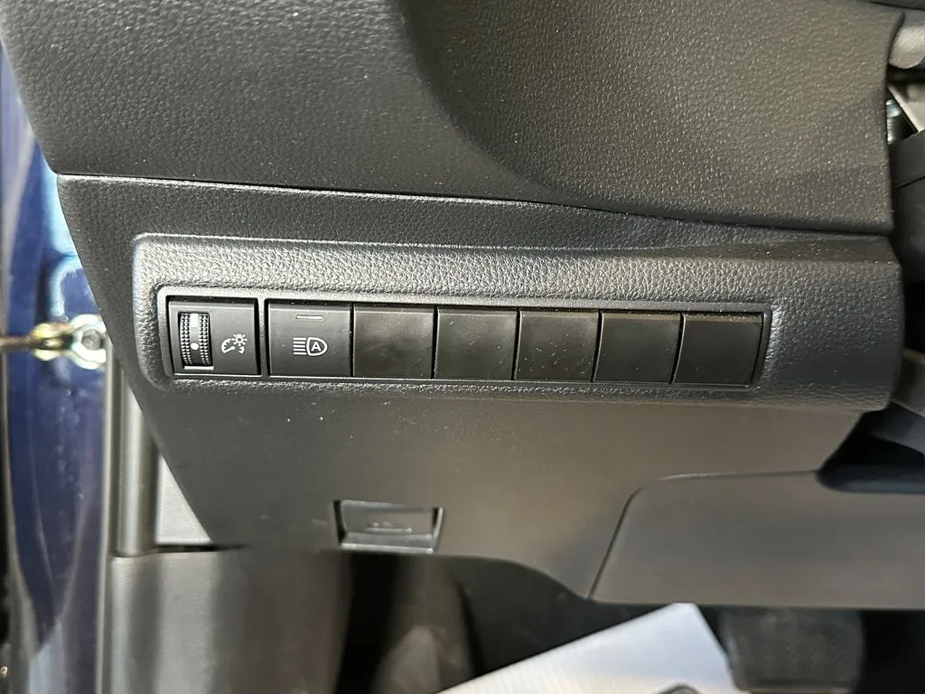 Toyota Corolla photo 19