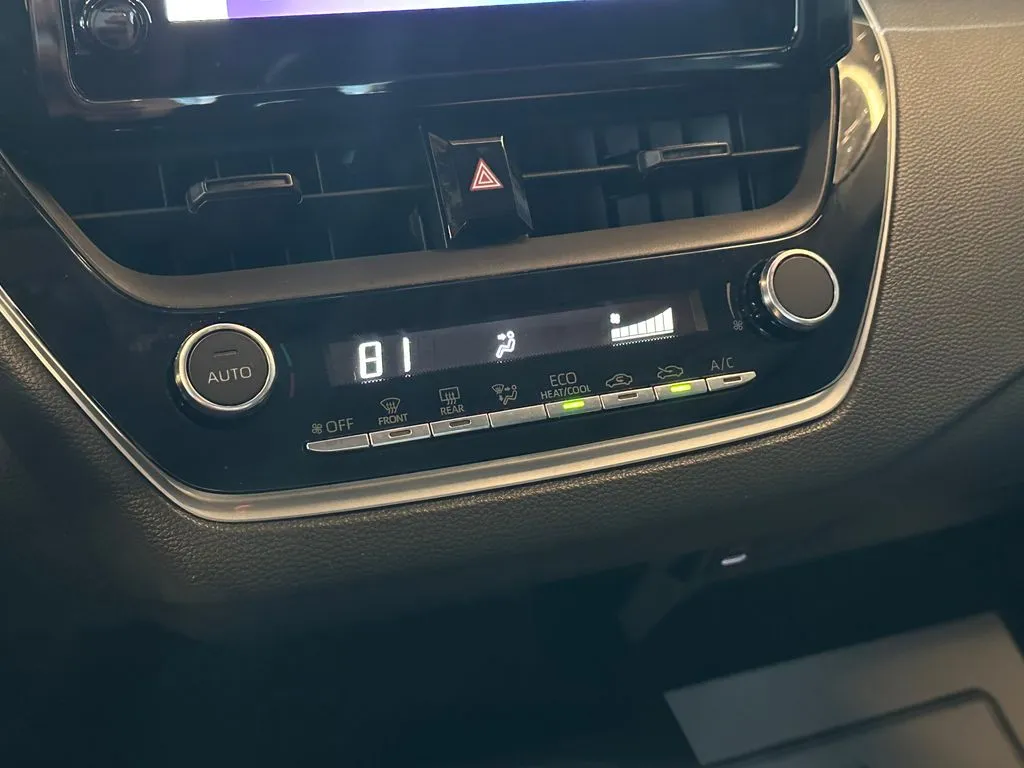 Toyota Corolla photo 15